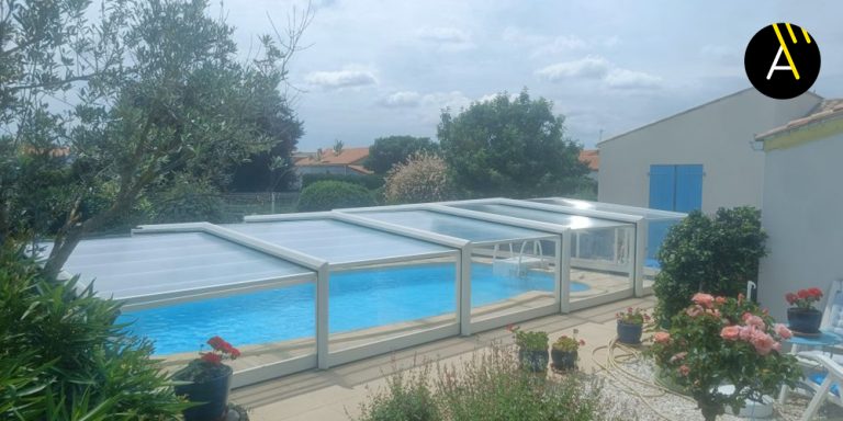 Réparation d’un abri de piscine EUREKA en Charente Maritime