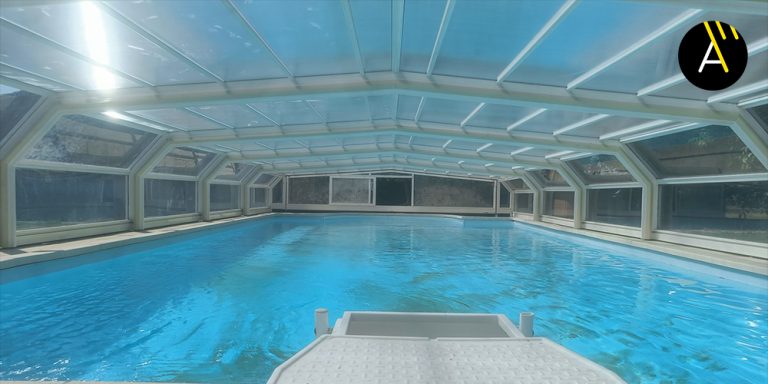 Abri de piscine grêlé à Pau