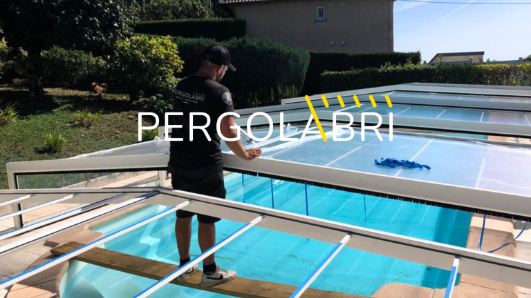 Réparation d&rsquo;un abri de piscine Eureka à Favars (19)