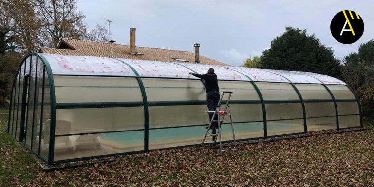 Réparation d’un abri de piscine Moureau en Gironde