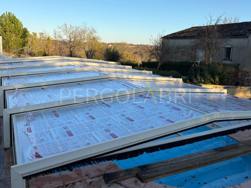 Remplacement des plaques en polycarbonate à Poitiers