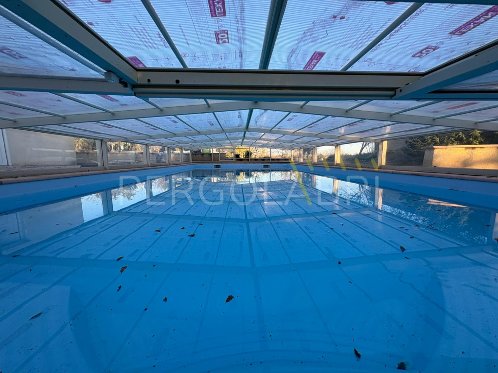 Remplacement des plaques en polycarbonate à Poitiers