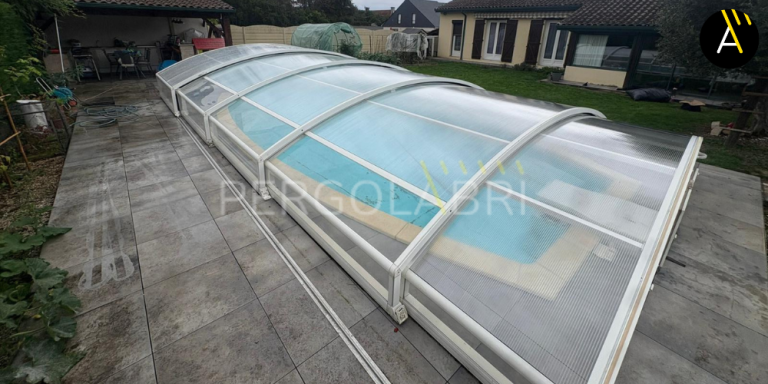 Remplacement de toiture sur un abri de piscine