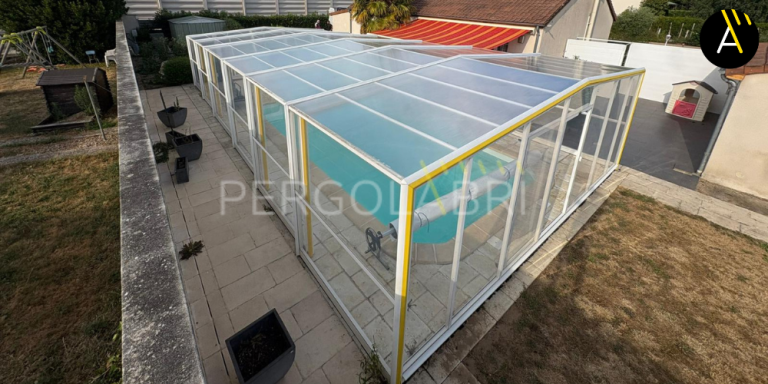 Pergolabri rénove vos abris de piscine toutes marques en Occitanie.
