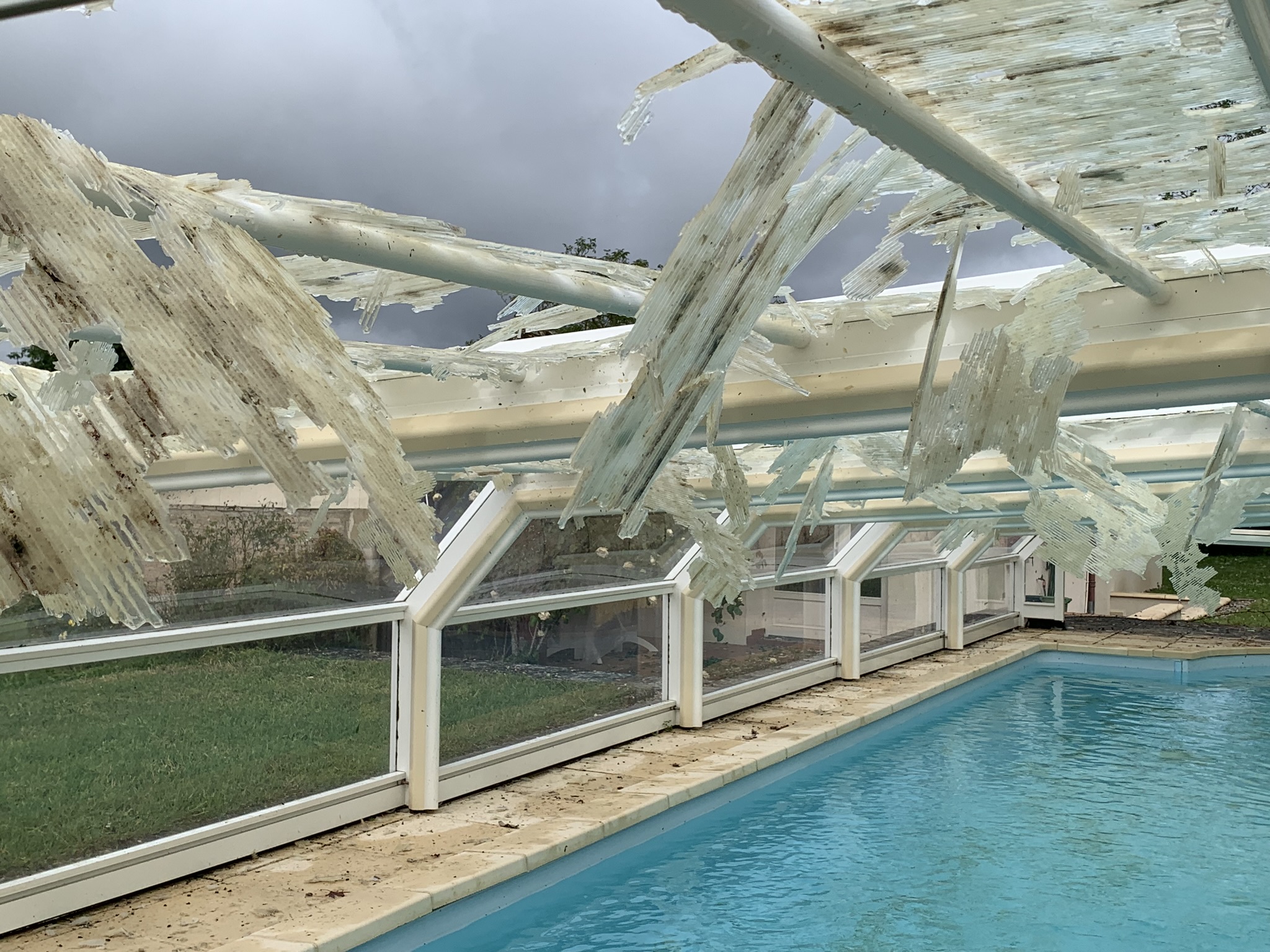 Abri de piscine Eureka - grêle 2