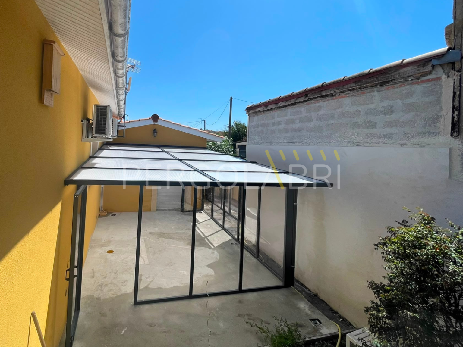 véranda et serre en polycarbonate par Pergolabri (10)
