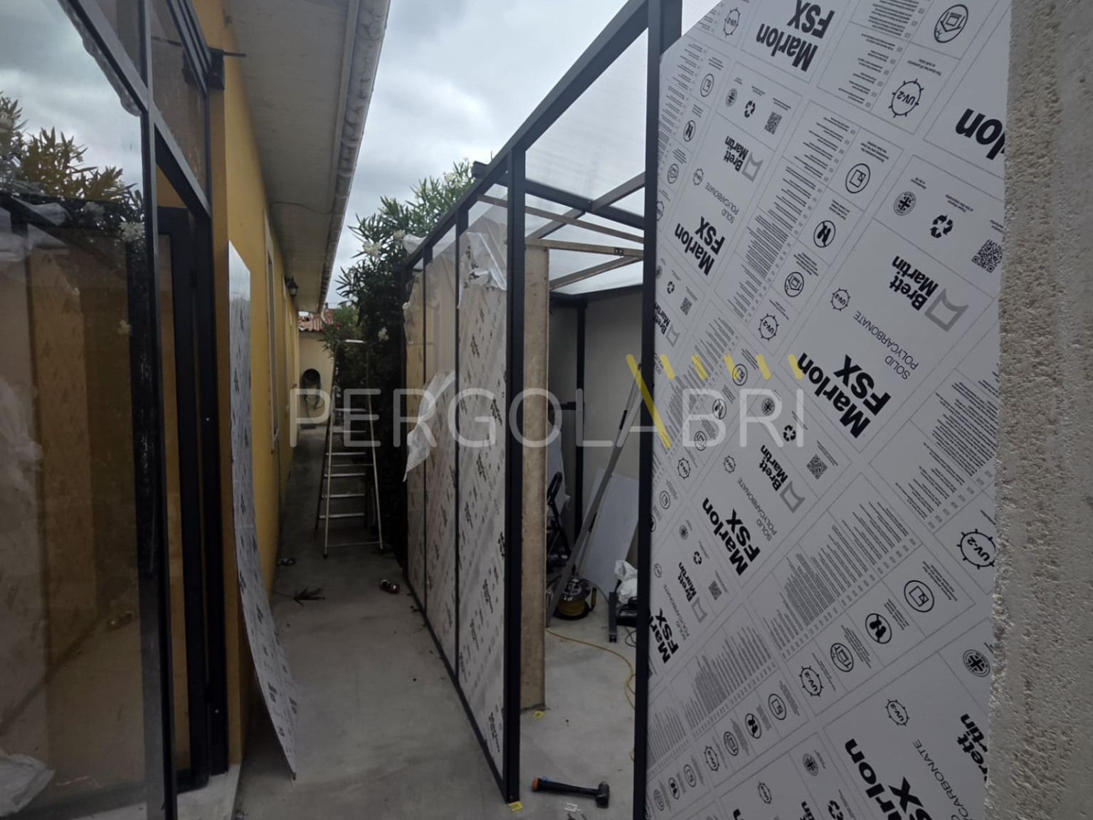 véranda et serre en polycarbonate par Pergolabri (4)