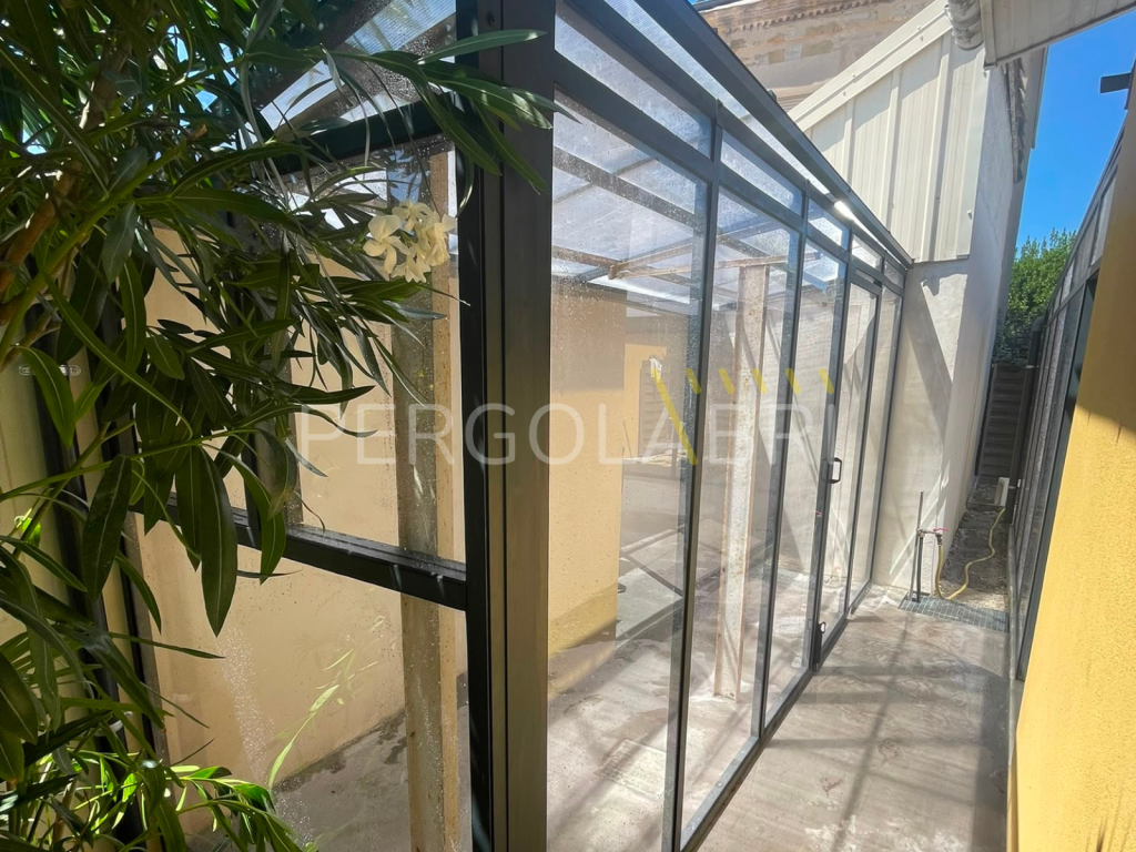 véranda et serre en polycarbonate par Pergolabri (8)