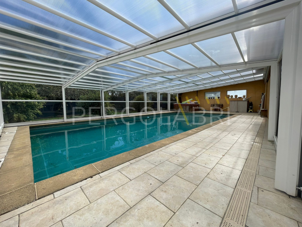 Résultat de l'intervention sur abri de piscine Atlantika