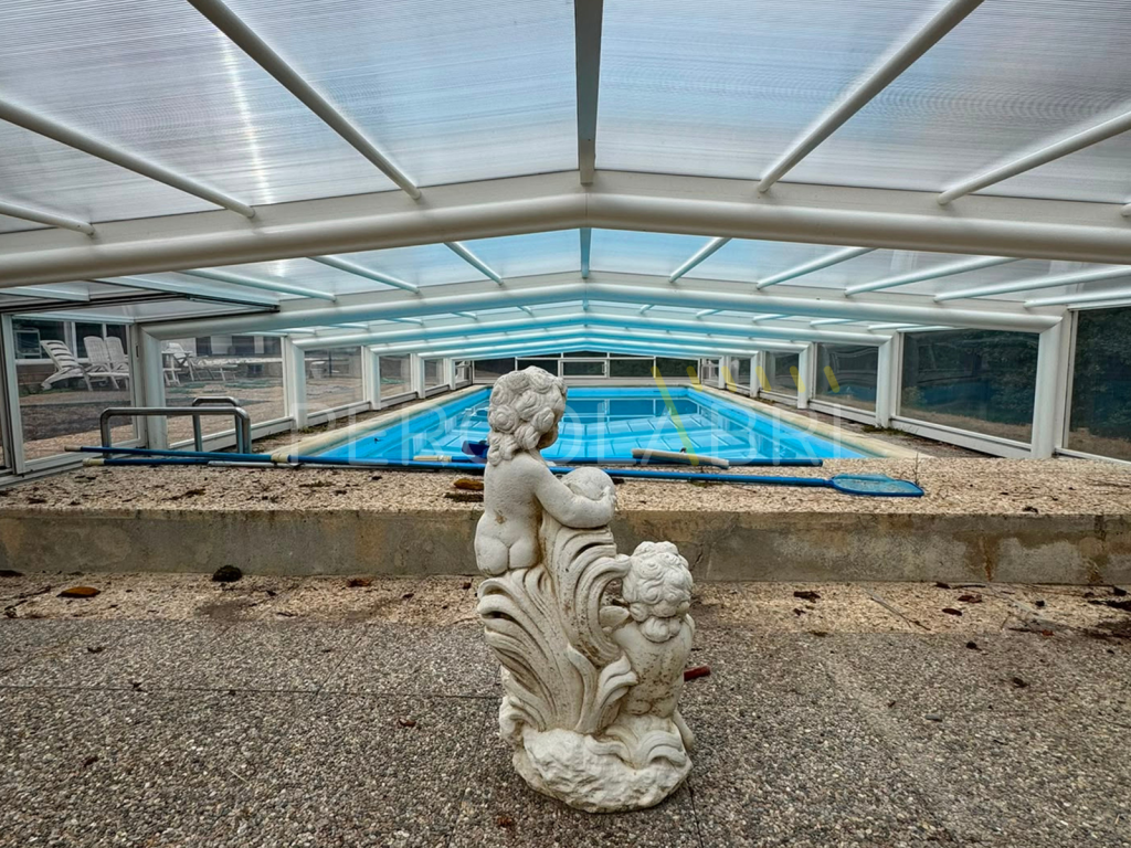 Réparation abri de piscine à Peyrehorade (40) : un abri transformé sans le remplacer