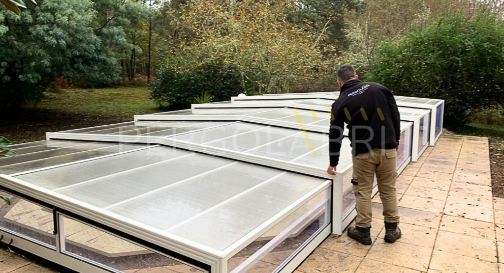 Abri Eureka rénové à Surgères vu depuis le jardin