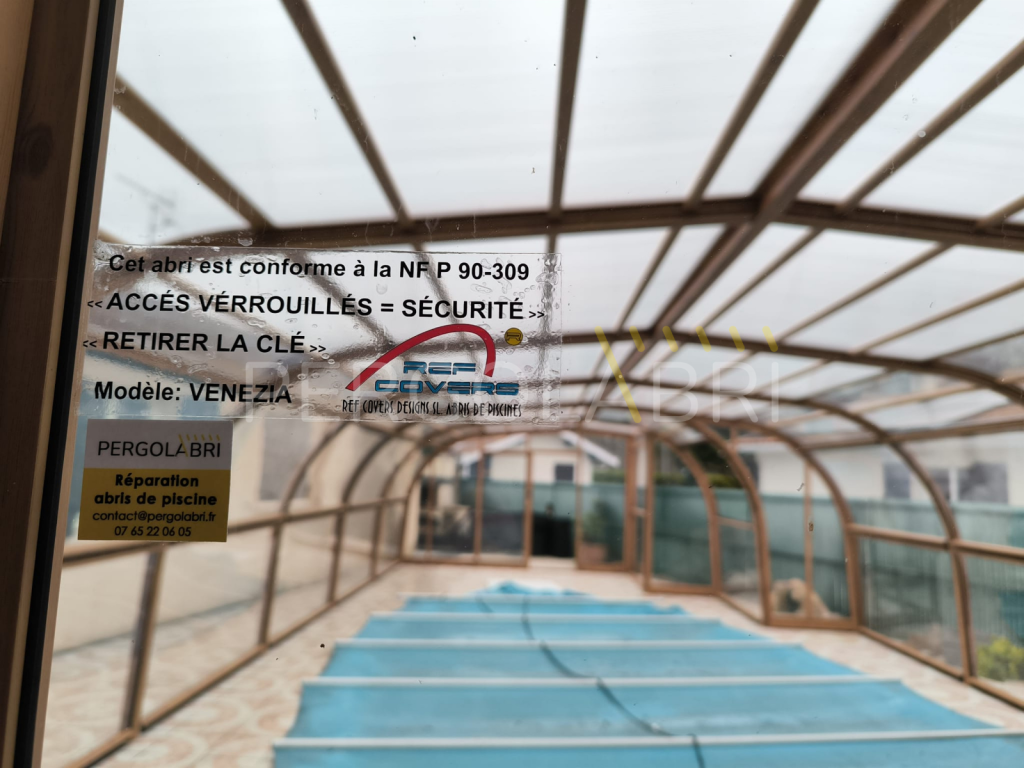 Rénovation d'un abri de piscine à Mayenne (2)