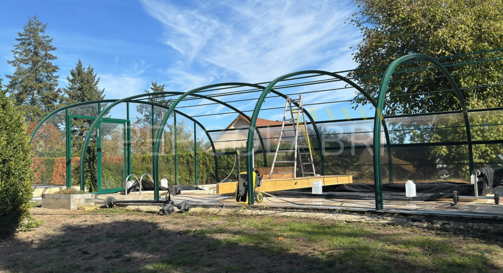 Structure de l'abri de piscine Swim all Season sans plaques
